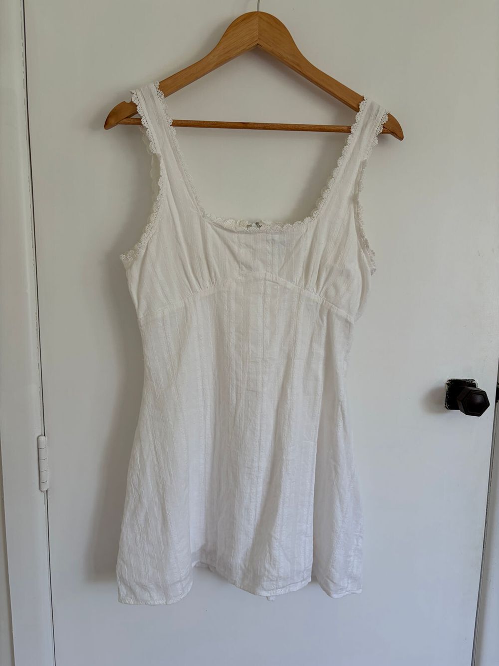 White Lace Trim dress - Princess polly - baby doll style