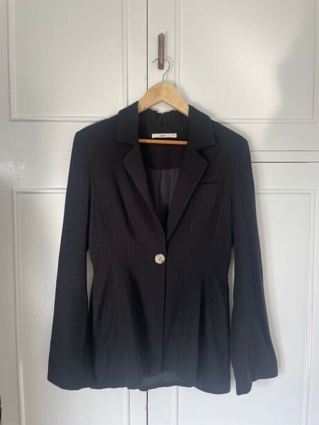 Ruby Linen Blazer