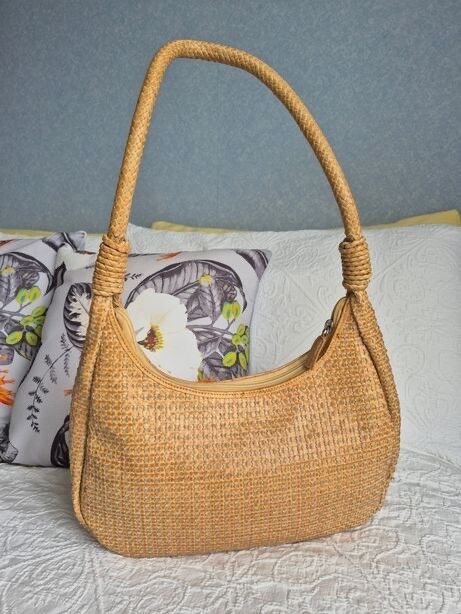 Ermemoda Woven Shoulder Bag