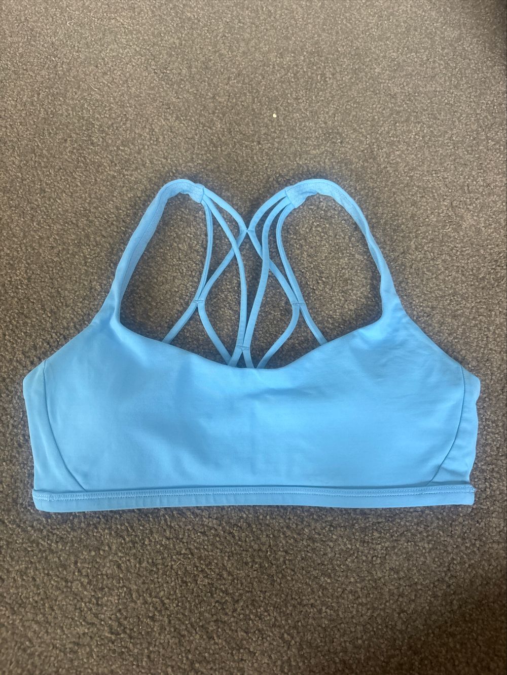 Lululemon sports bra