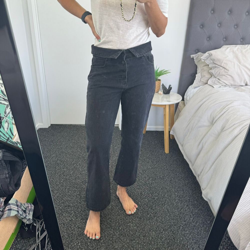 Wise Leg, Waist Feature Jeans