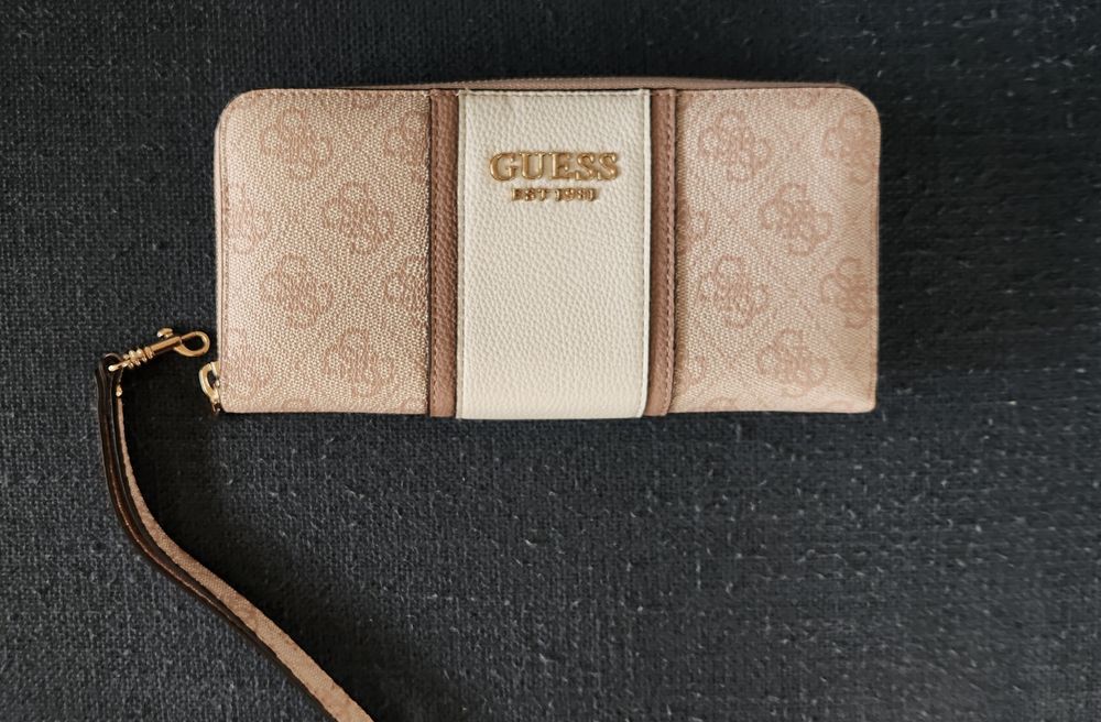 Guess Cathleen Large Zip Around Wallet