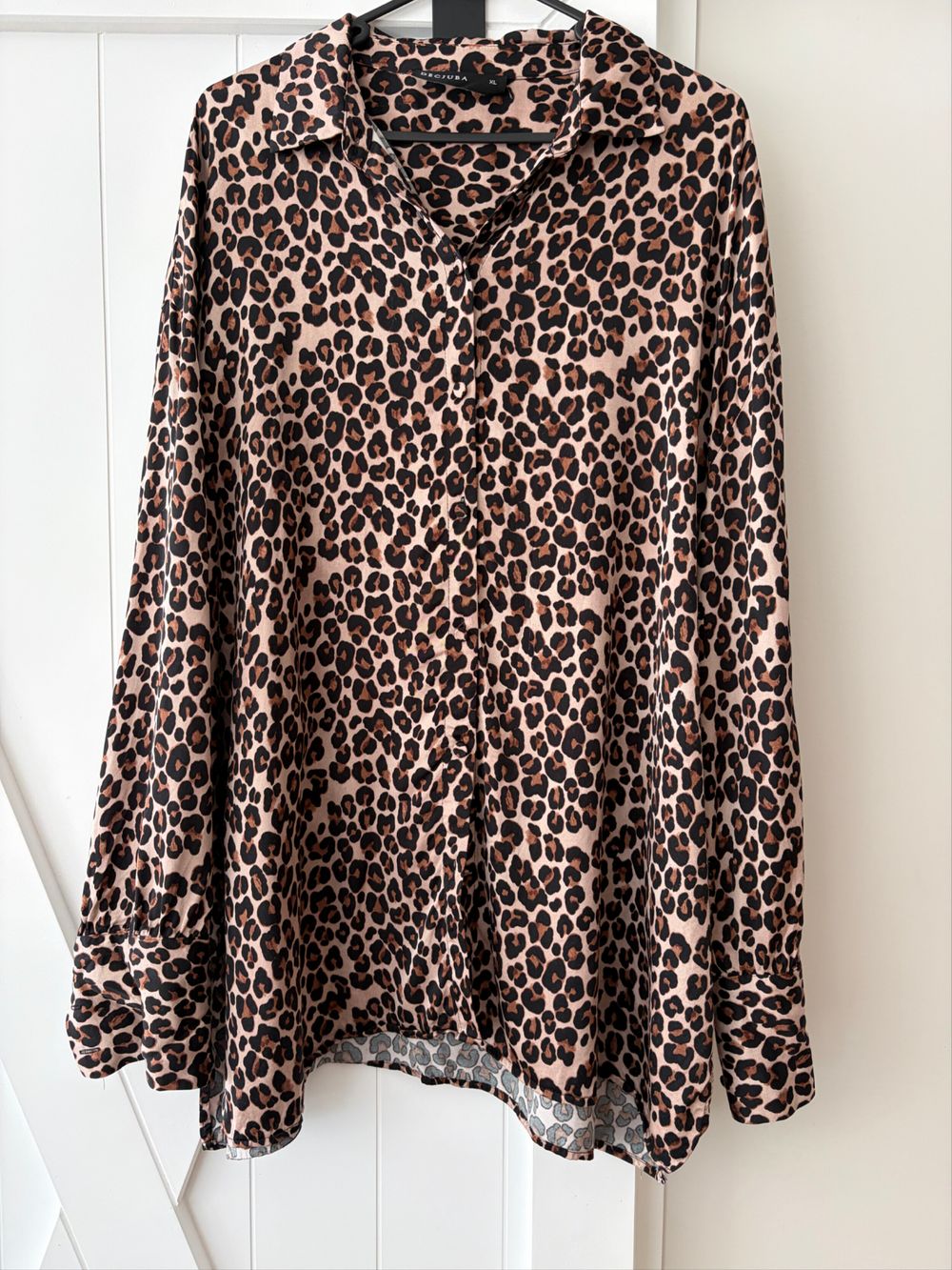 Decuba Leopard Print Shirt