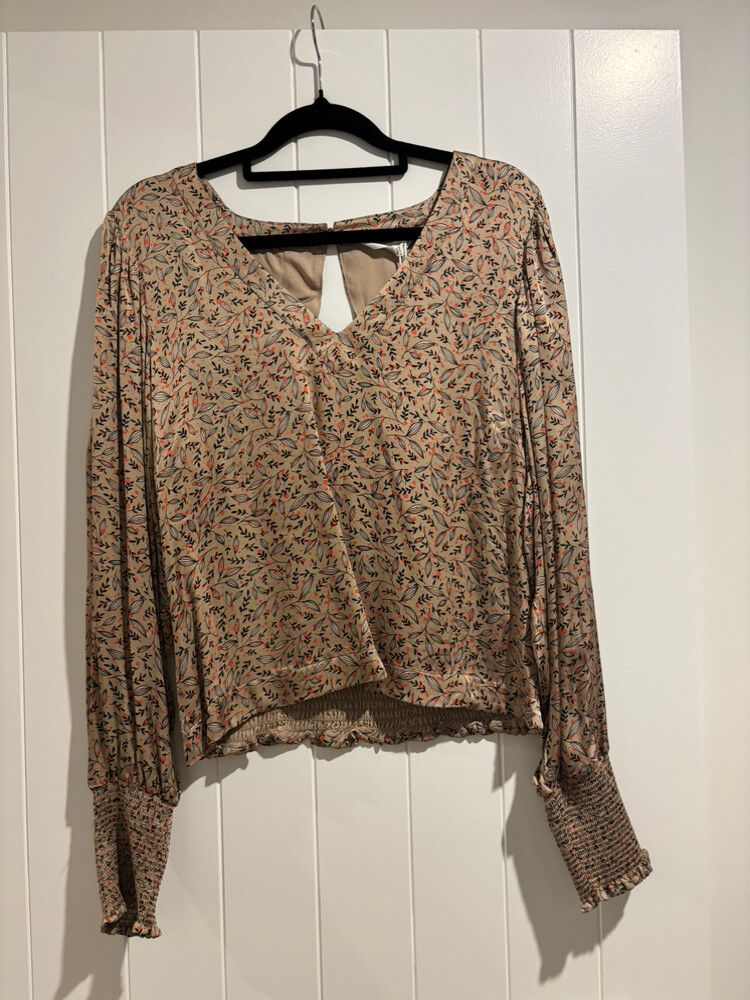 Max Aubree Shirred floral Detail Top