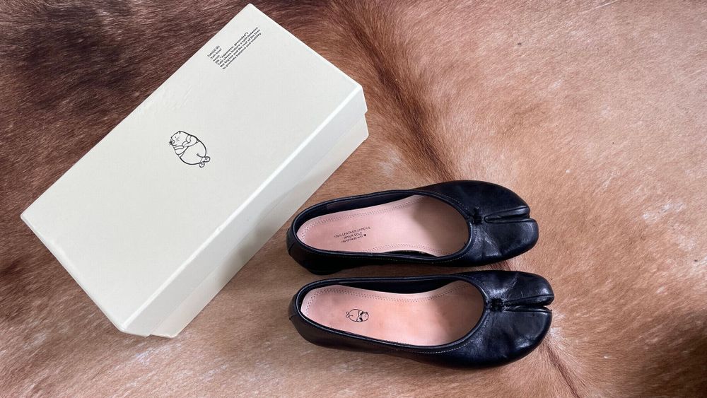 WoodChuck Sato Black Tabi heels