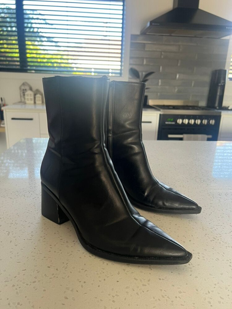 Zara boots