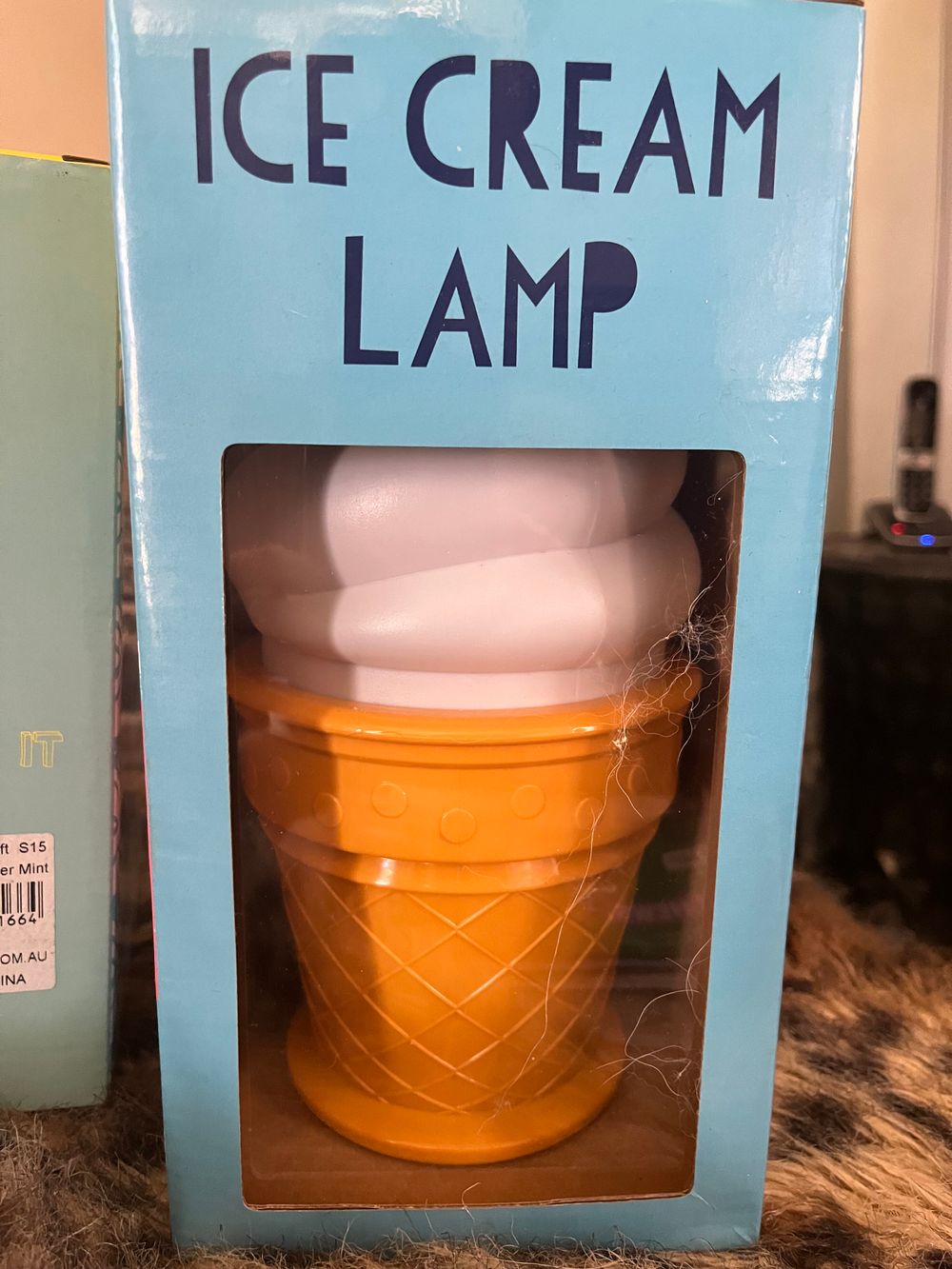 ice  cream light