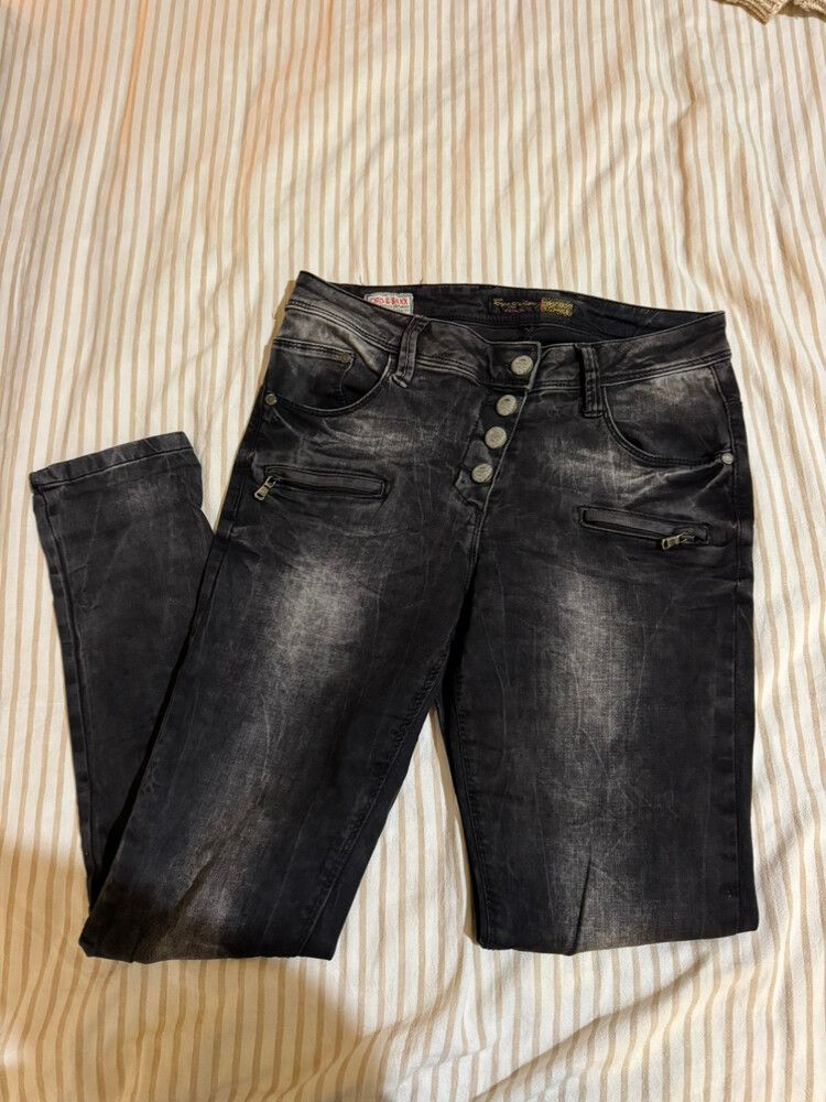 Cipo And Baxx Jeans 26 (NZ 6-8)