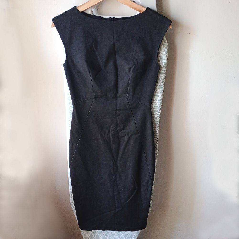 Forcast Pencil Frill Dress Size 4