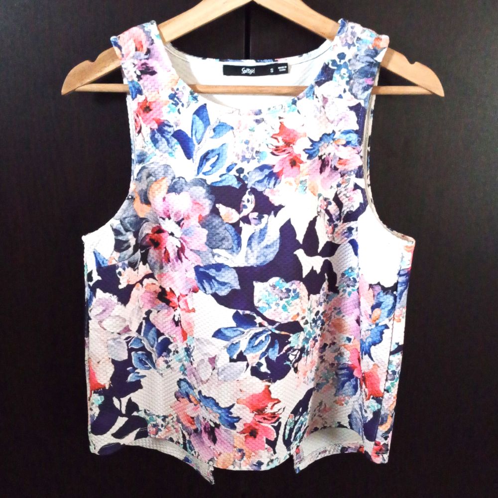 Sportsgirl Floral Open Back Top Size S