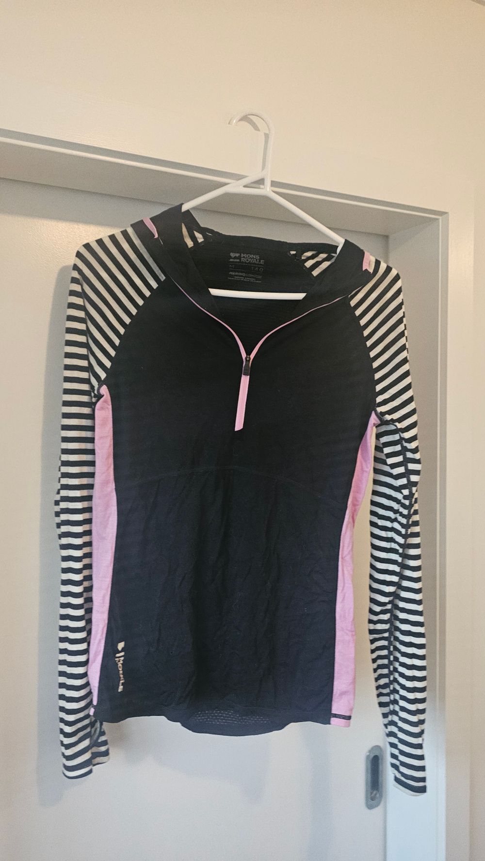 Mons Royale Bella Merinp Hooded Top