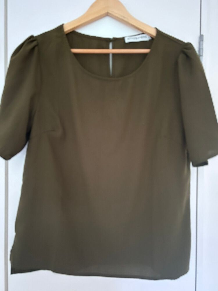 Atmos&Here Khaki Blouse