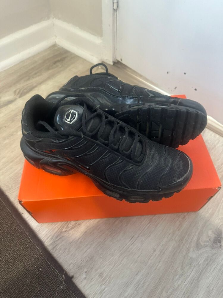 Nike tuned 1 men shoes