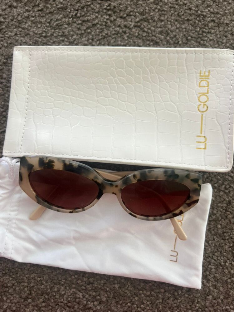 Lu Goldie sunnies