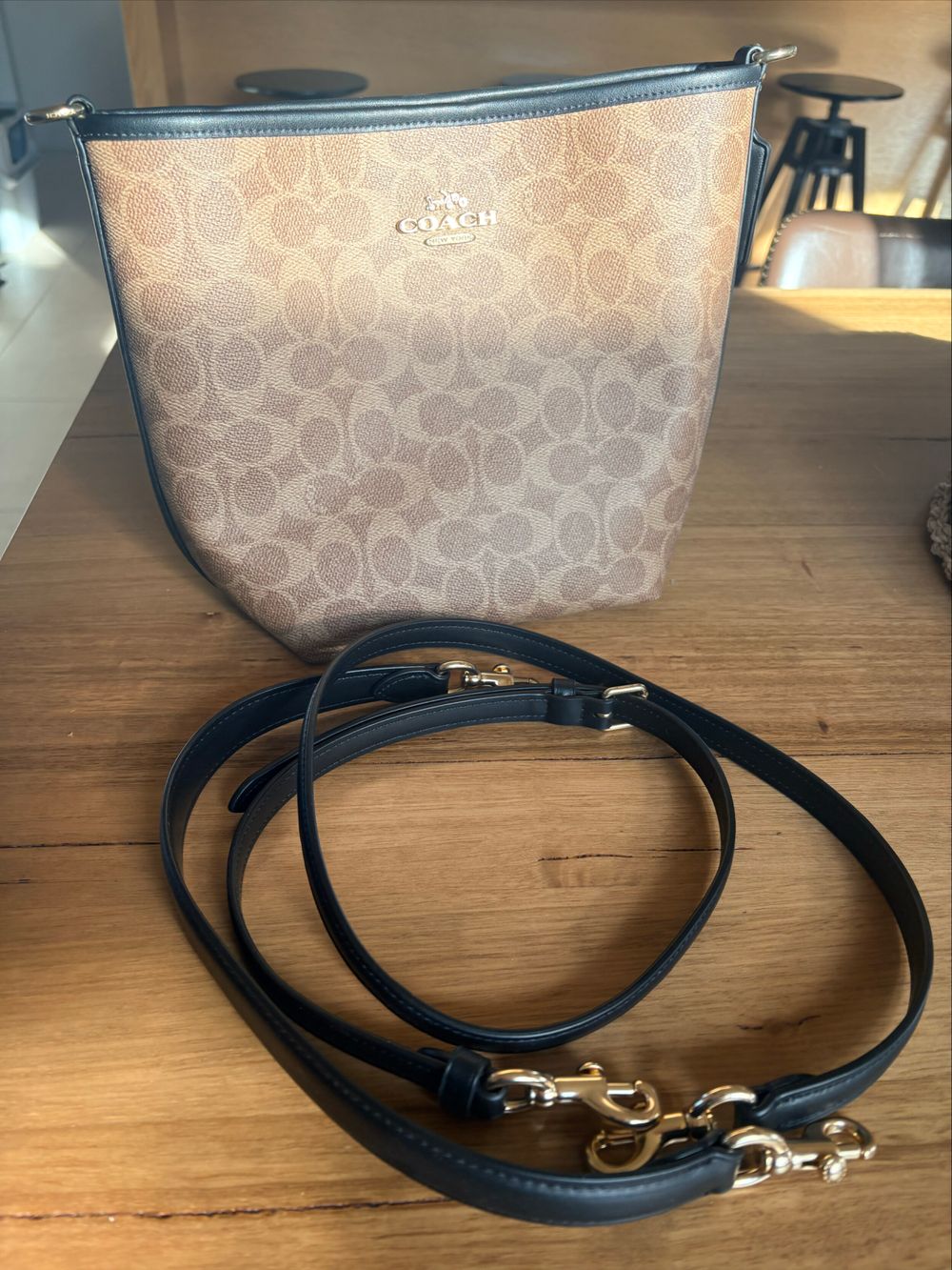 Authentic new Coach bucket bag
