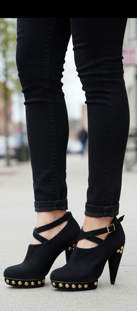 Topshop Uk Black Suede Leather Stud Detail Heels