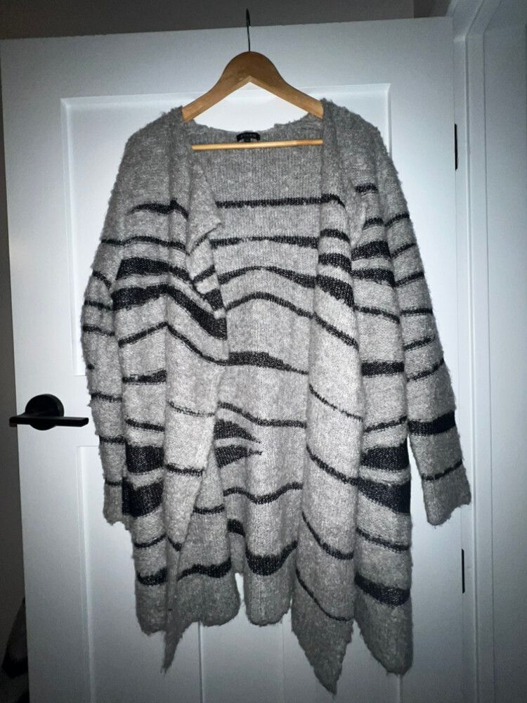 Storm Designer Grey & Black Wool Open Jacket Size 12