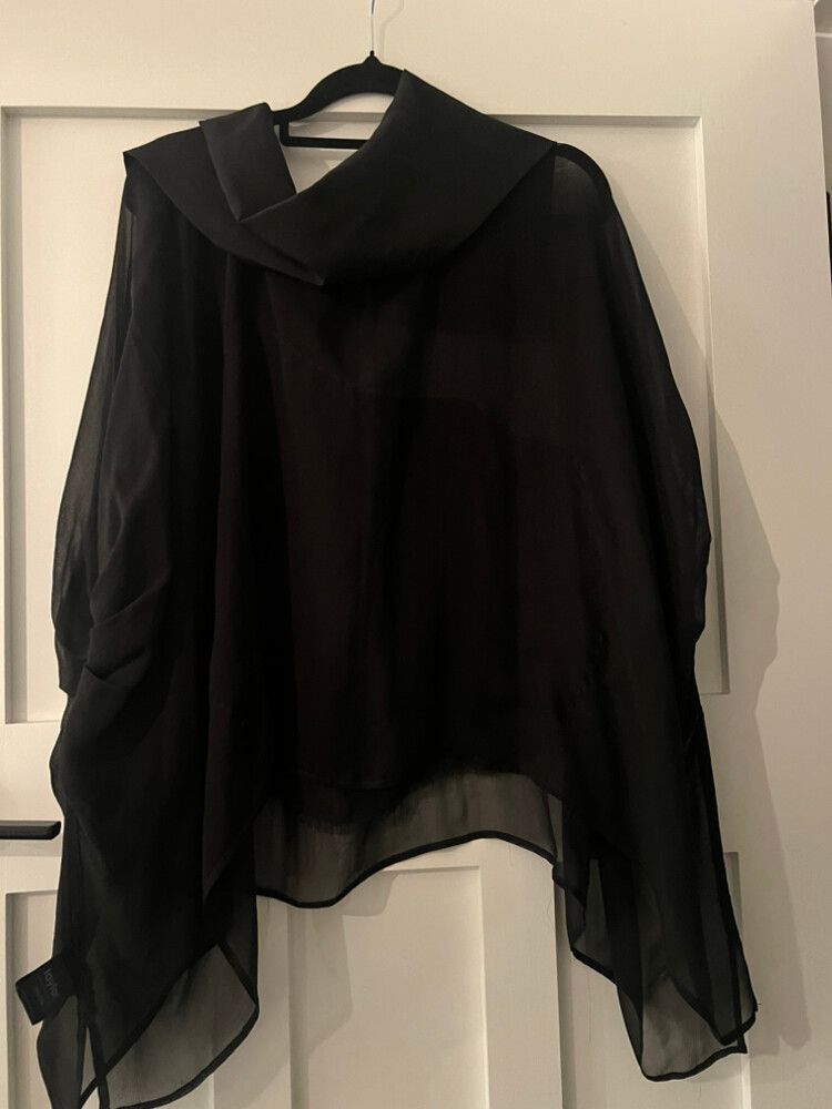 Taylor Boutique Black Silk Long Sleeve Top