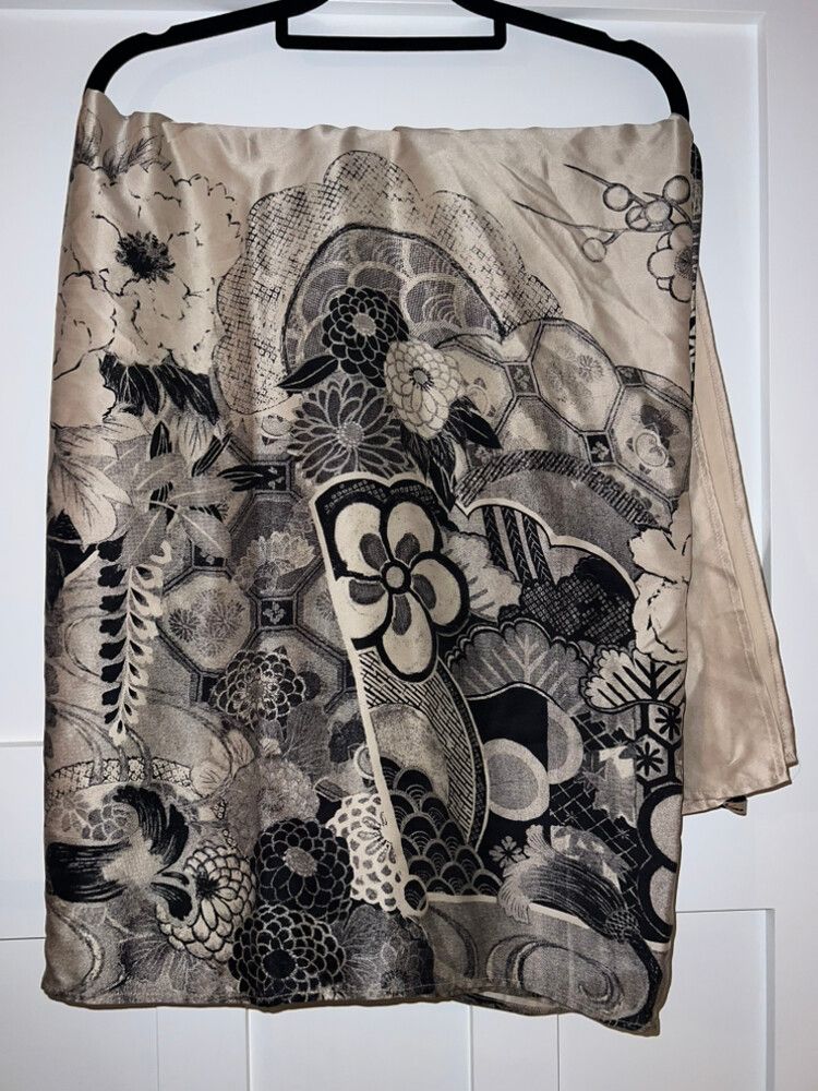 Vixen Australia Silk Hand Printed Sarong