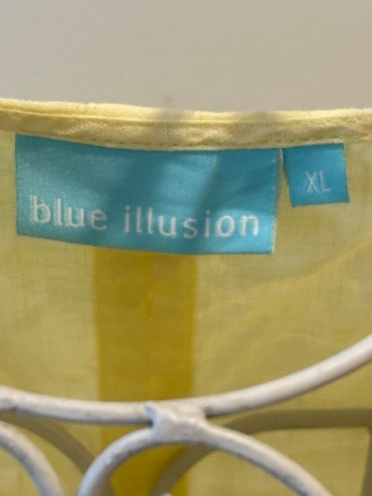 Blue Illusion - Blue Illusion Yellow Dress Size XL on Designer Wardrobe