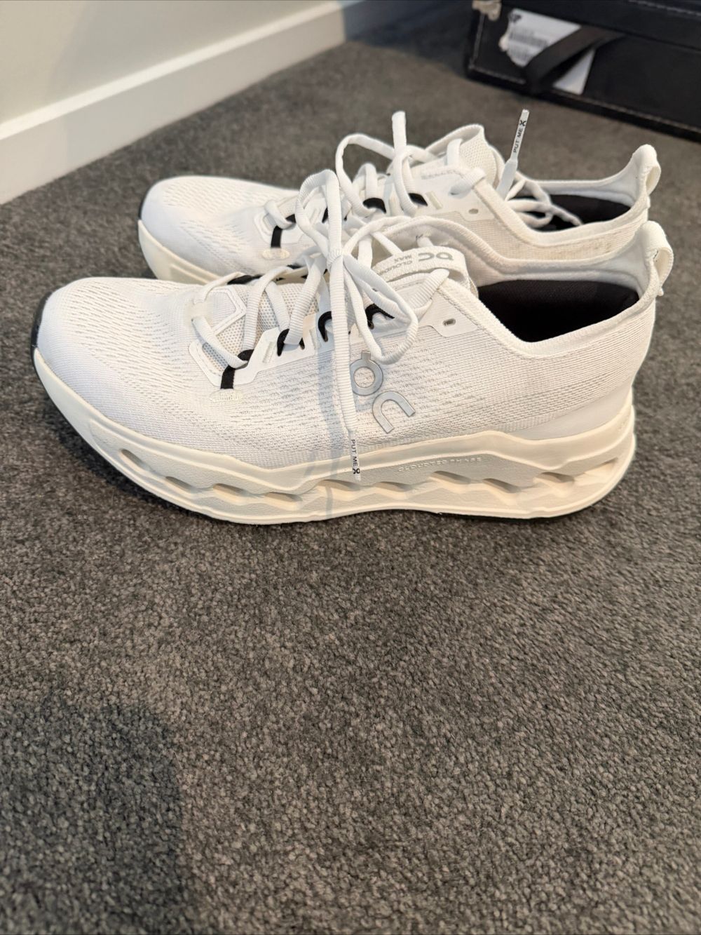 On White Cloudsurfer MA Sneakers
