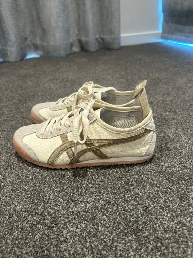 Onitsuka Tiger Beige Sneakers