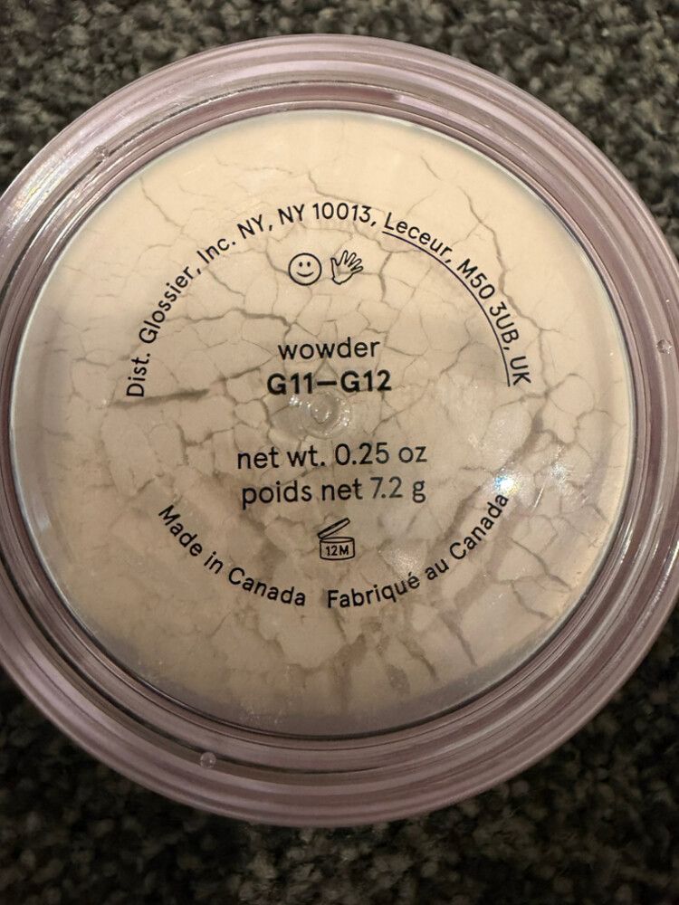 Glossier wowder in G11-12