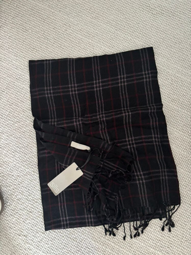 Sills and Co Cashmere Scarf