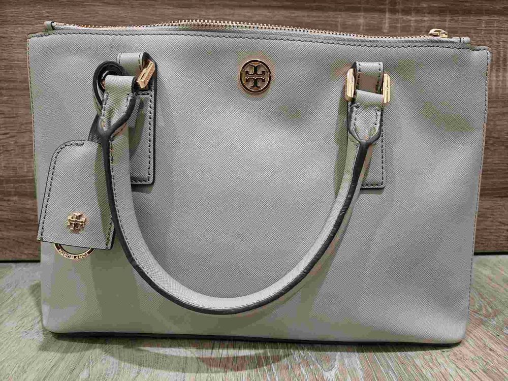 Tory Burch Robinson Double Zip Tote in Saffiano leather