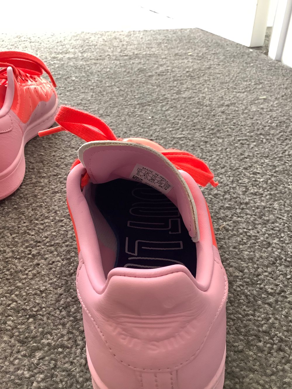 Coral and pink Stan Smith Adidas size US 6