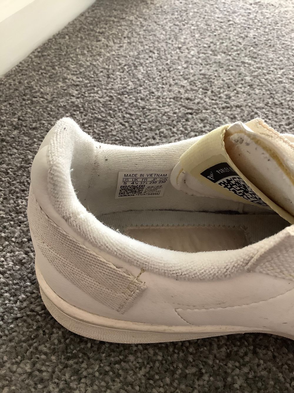White leather Adidads, US 7.5