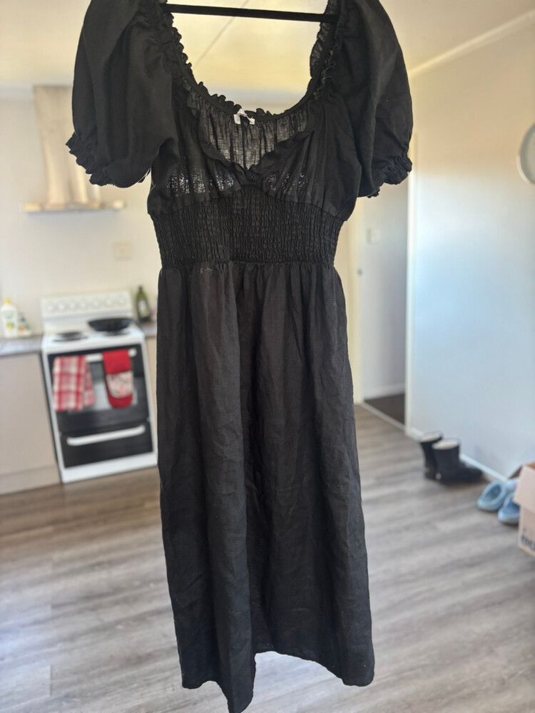 Aere Dress