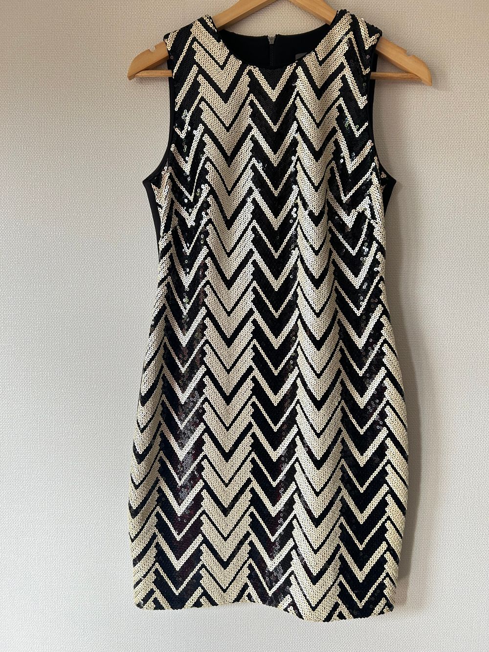 vince camuto chevron sequin dress Vince Camuto