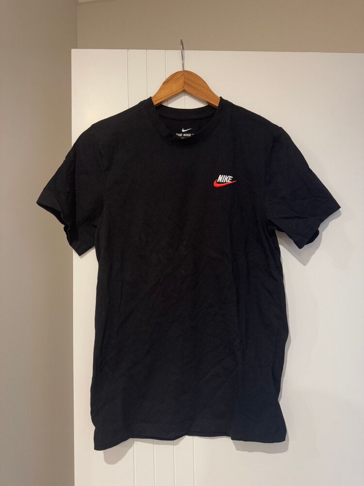 Nike T-shirt