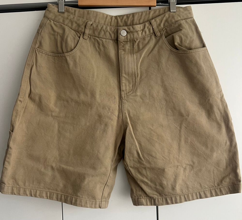 Lower men’s shorts
