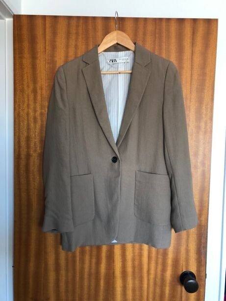 Zara / Beige Brown Blazer / Size XS
