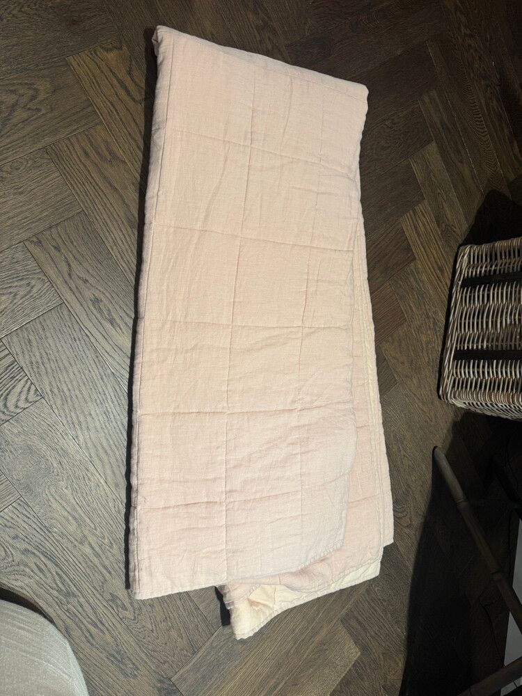 Very Good Condition Citta Throw