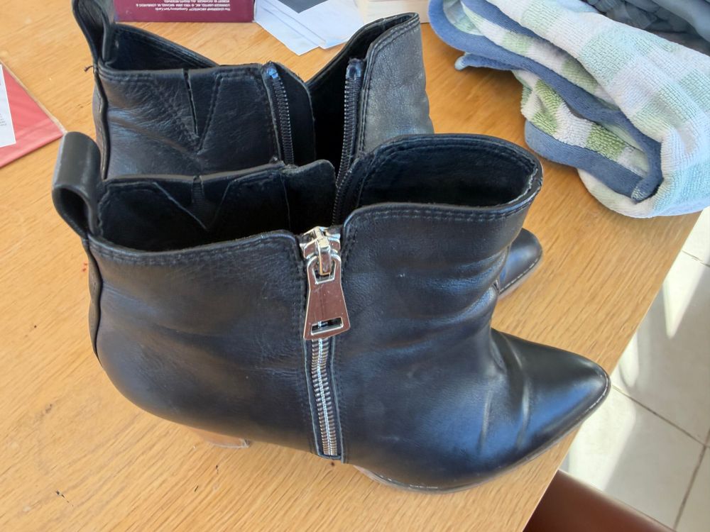 Mi Piaci Black Leather Boots