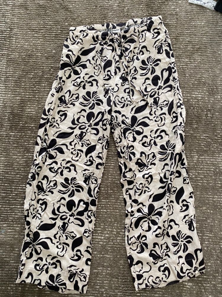 Size 14 But Would Also Fit A 12