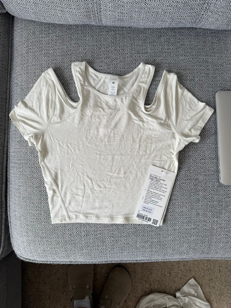Lululemon Shoulder Cut out T-shirt