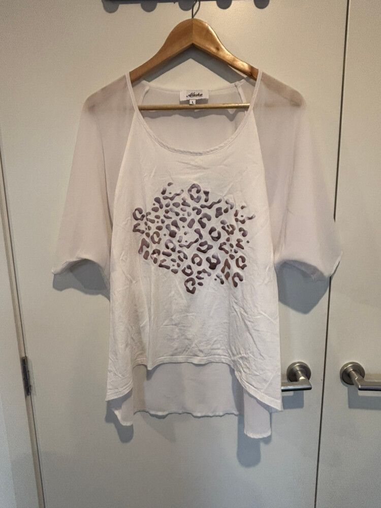 White With Rose Gold Leopard Print
