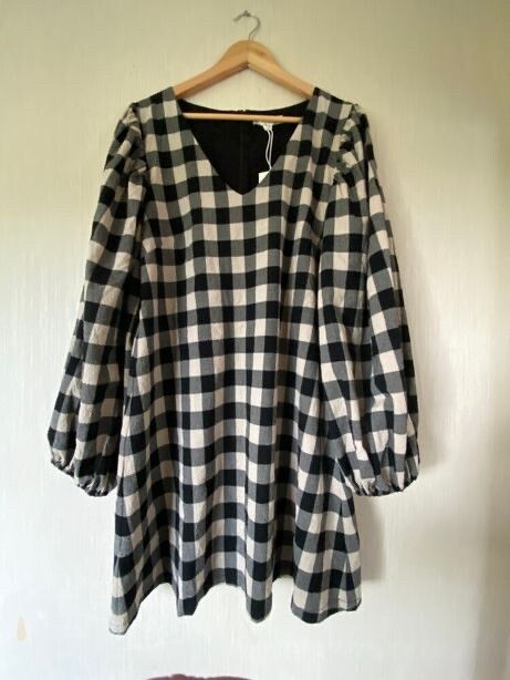 Max Dress BNWT