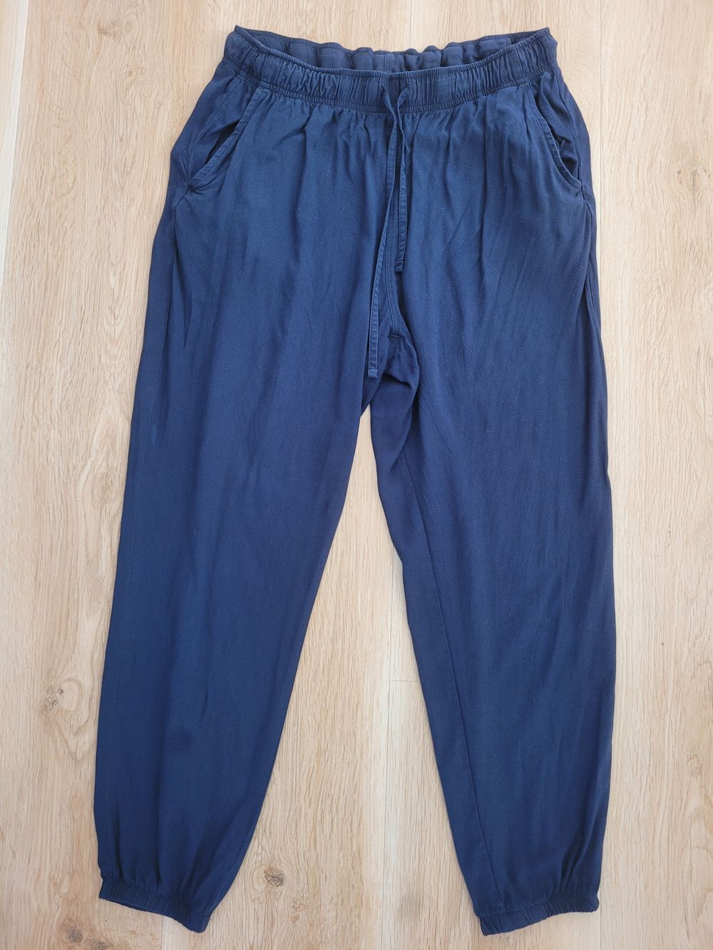 Uniqlo Relaxed Fit Blue Pants