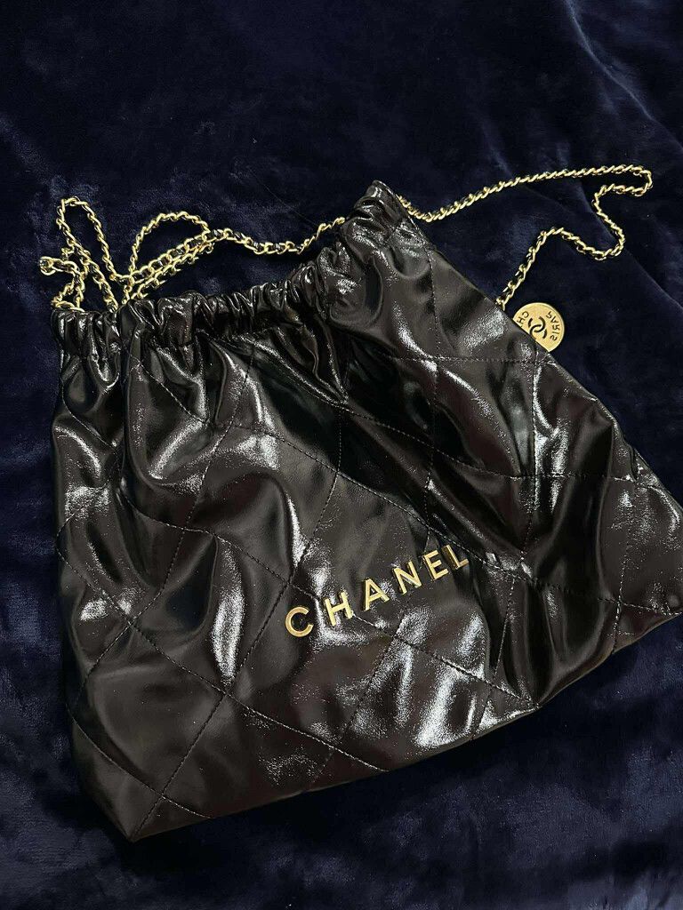 Black Shoulder Bag