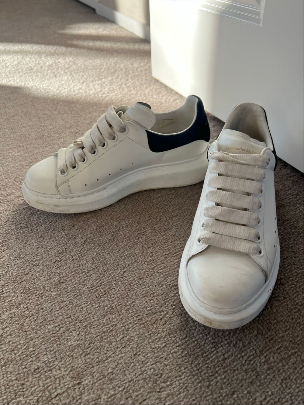 Alexander Mcqueen White And Black Sneakers