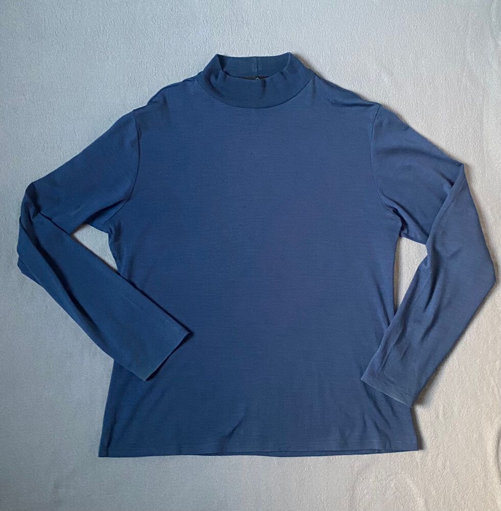 Snowy Peak ( Untouched World NZ made) merino top