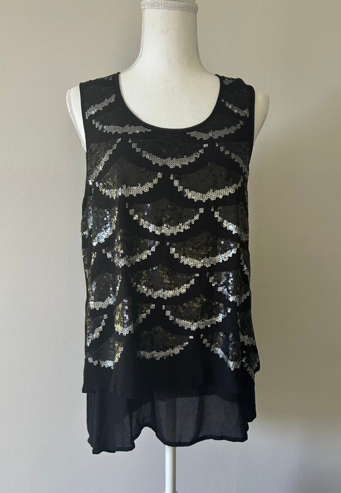 VERGE Amaya Sequin Layered Top - Black - Size M (10/12)