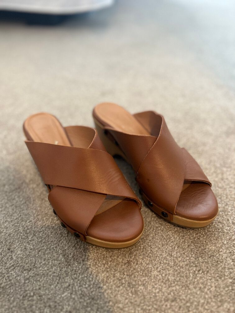KATHRYN WILSON Mules
