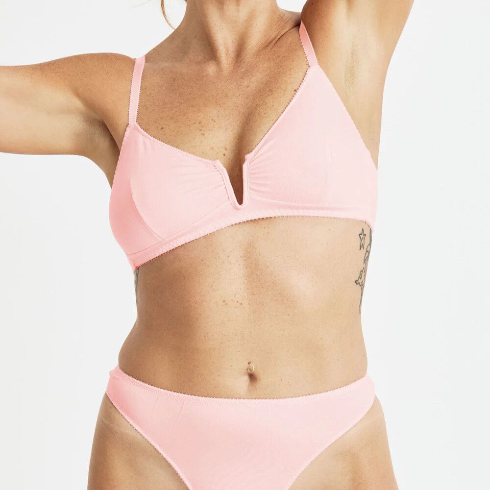 Angela Bra in Rosy