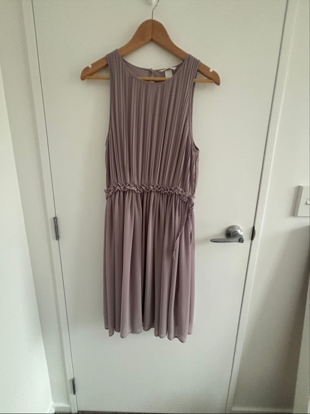 H&M Mauve Pleated Midi Dress